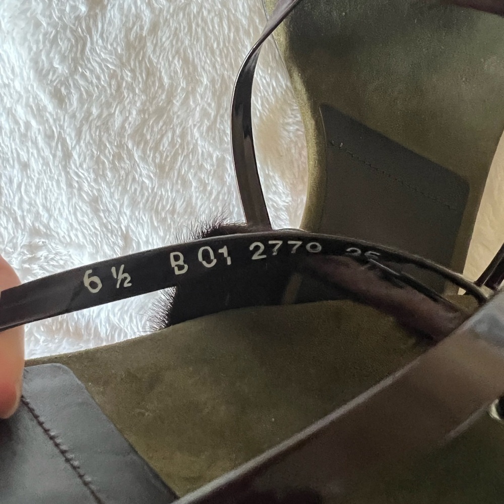 Robert Clergerie Women's Brown fur and leather strappy NWOT Sandals - Picture 5 of 9